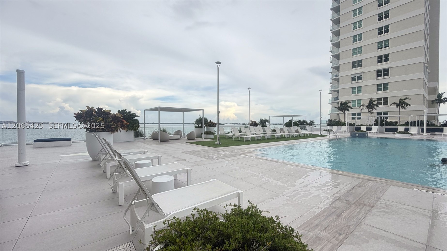 770 Claughton Island Dr #1914, Miami FL 33131