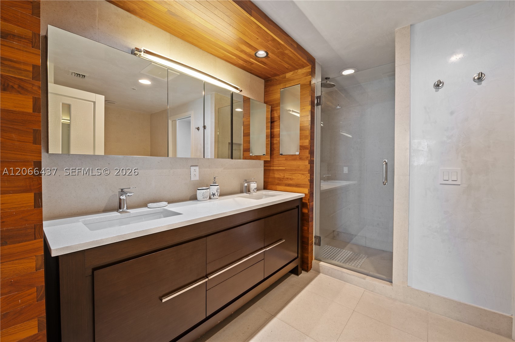 6899 Collins Ave #702, Miami Beach FL 33141