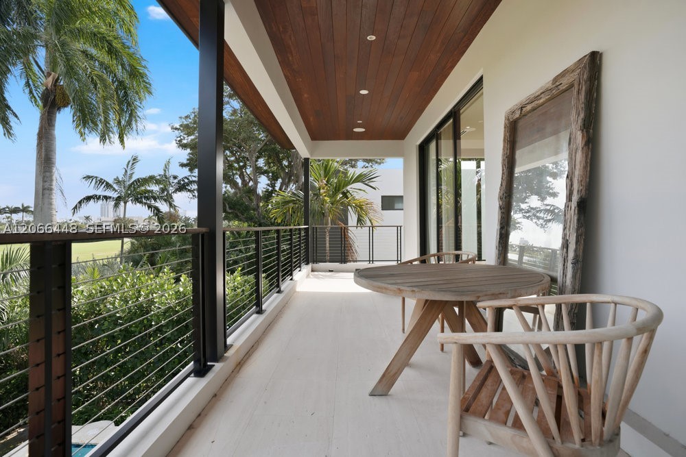 5831 Alton Rd, Miami Beach FL 33140