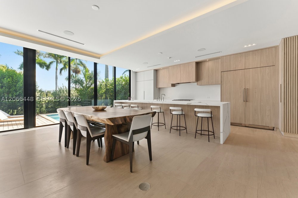 5831 Alton Rd, Miami Beach FL 33140