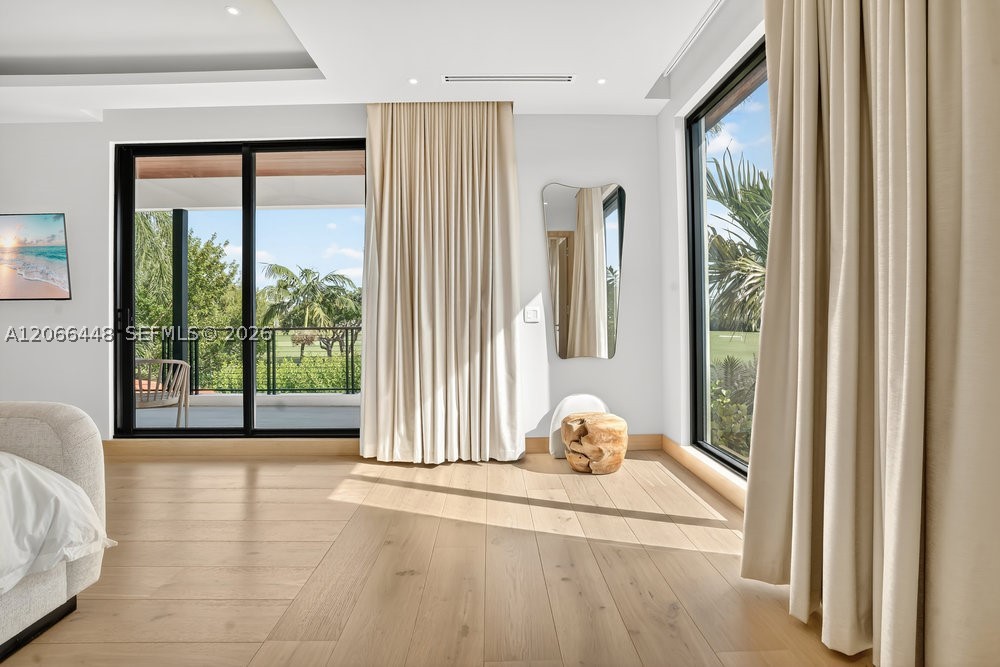 5831 Alton Rd, Miami Beach FL 33140