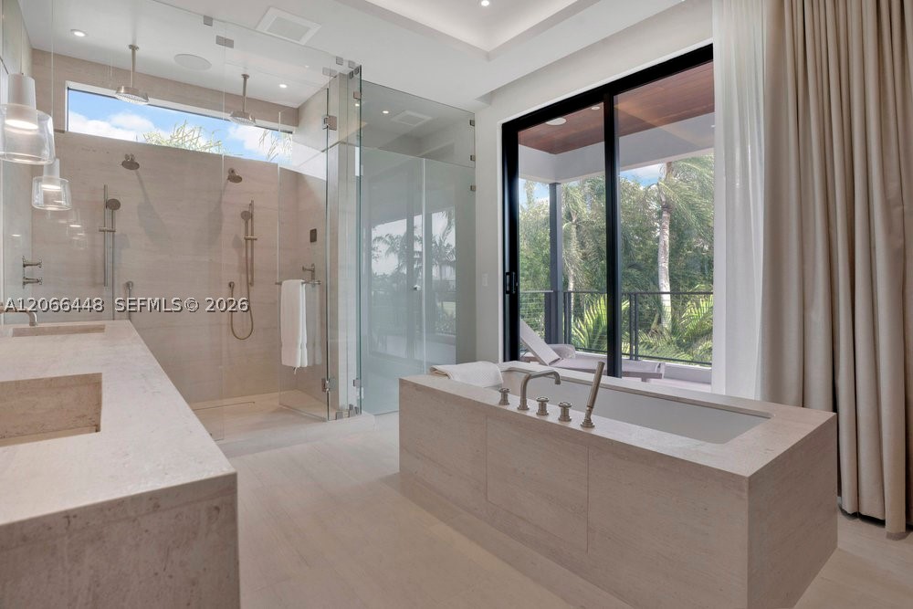 5831 Alton Rd, Miami Beach FL 33140