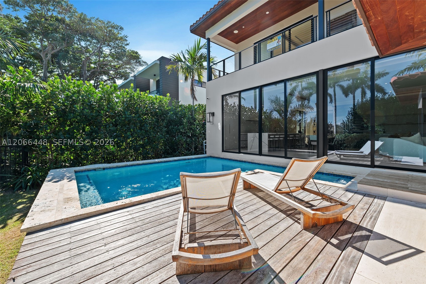 5831 Alton Rd, Miami Beach FL 33140