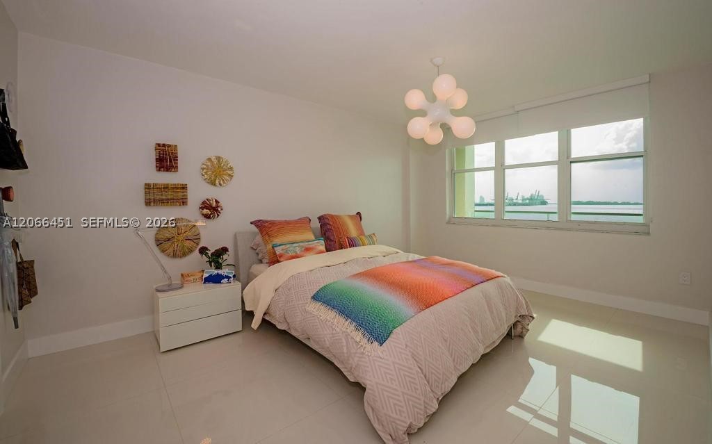 800 Claughton Island Dr #704, Miami FL 33131