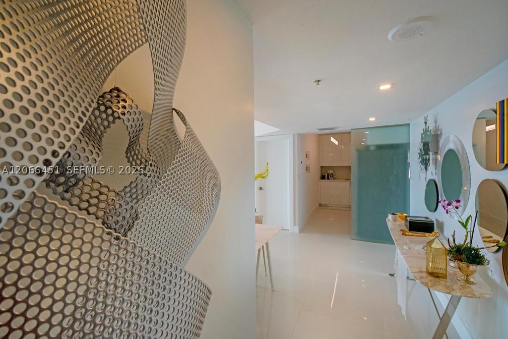 800 Claughton Island Dr #704, Miami FL 33131