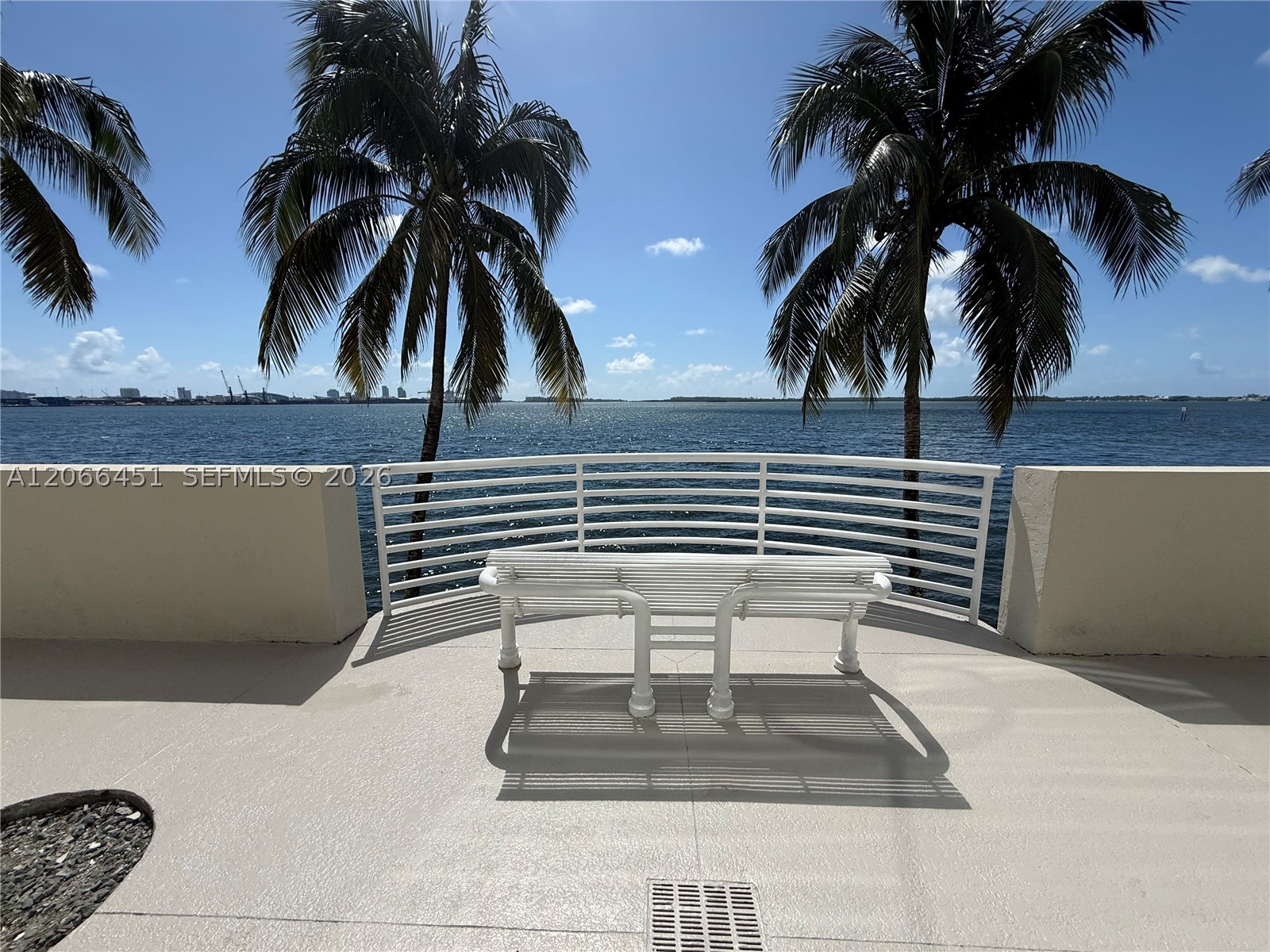 800 Claughton Island Dr #704, Miami FL 33131