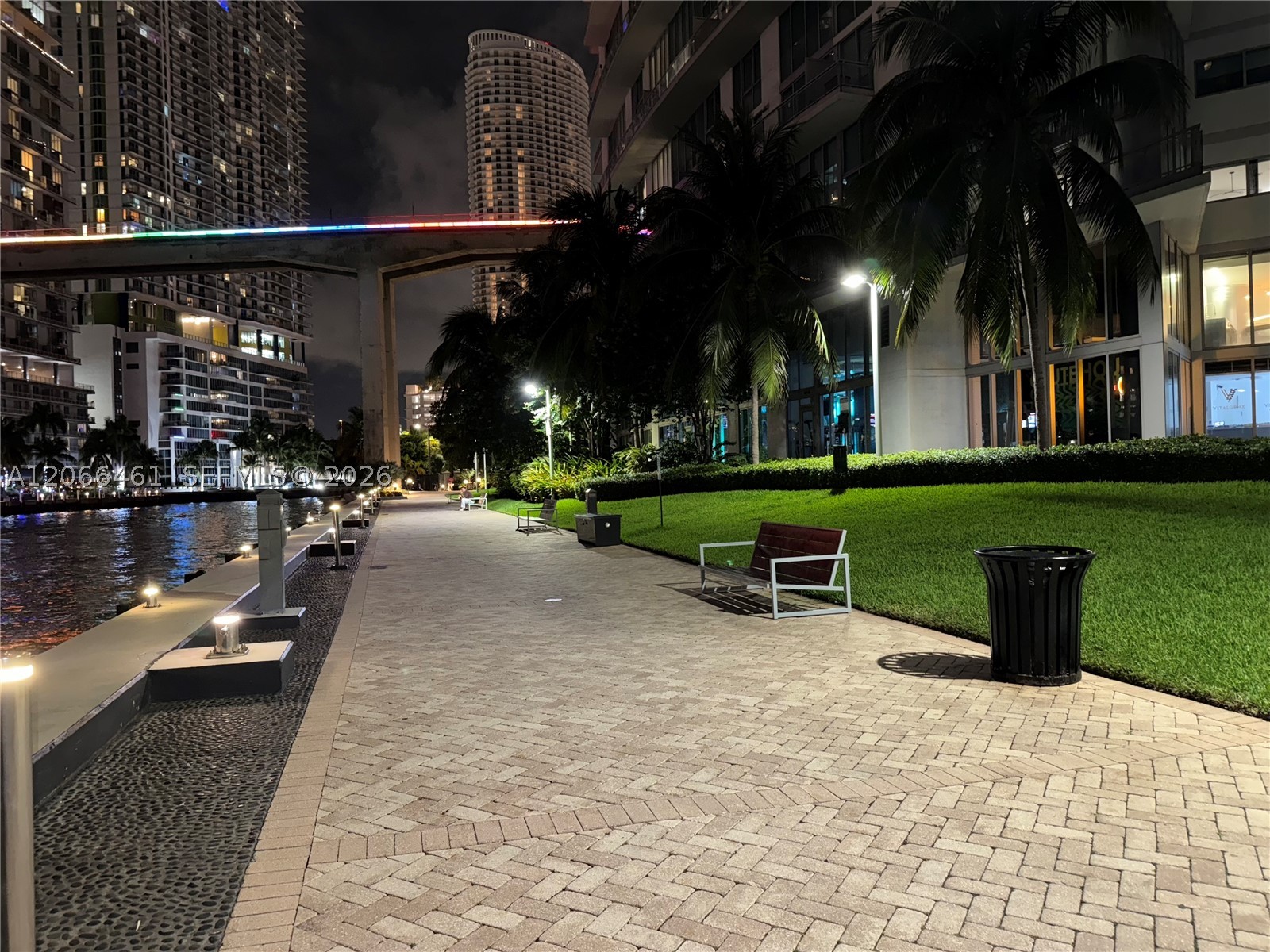 350 S Miami Ave #304, Miami FL 33130