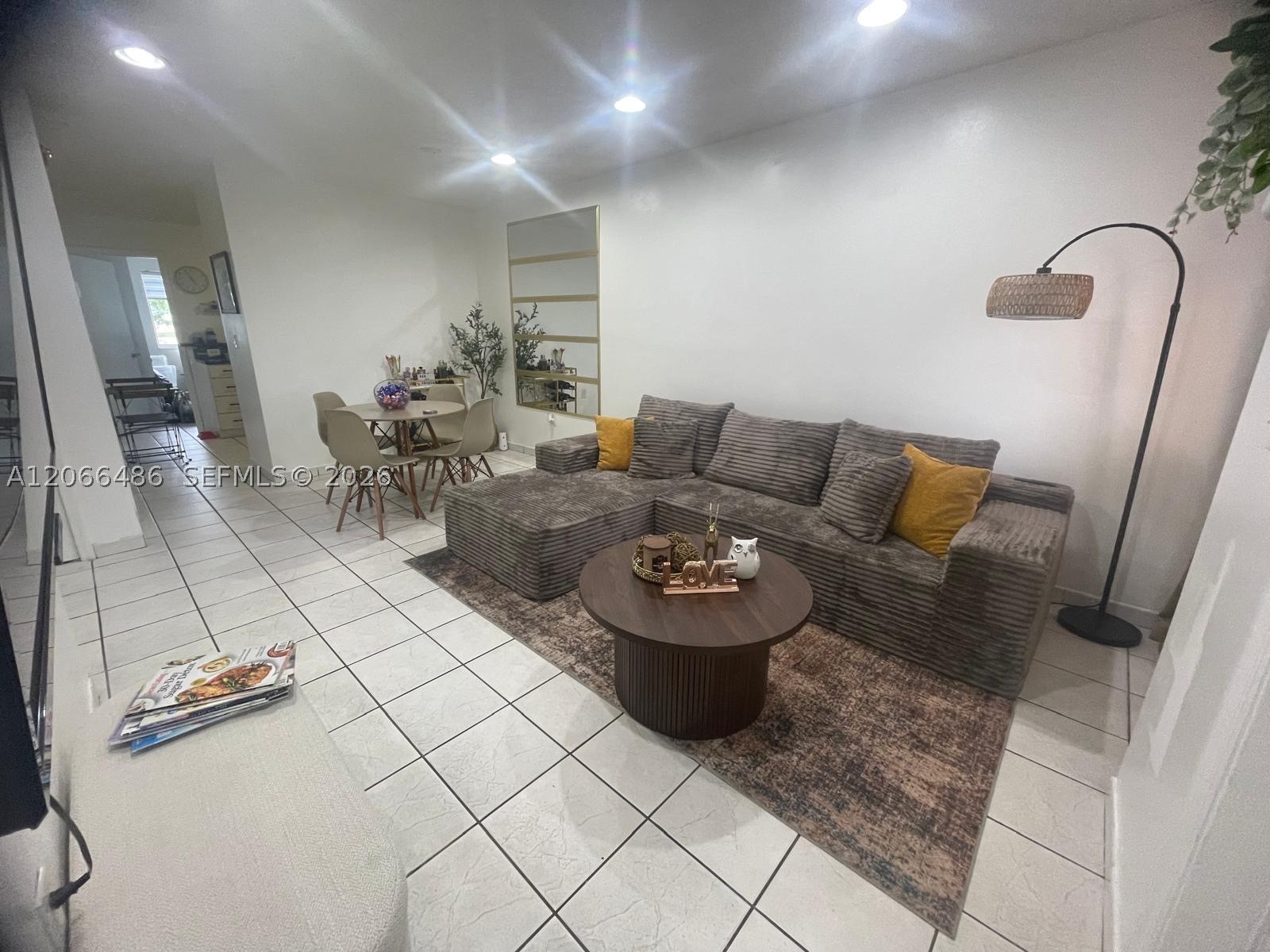 4689 NW 9th St #207, Miami FL 33126