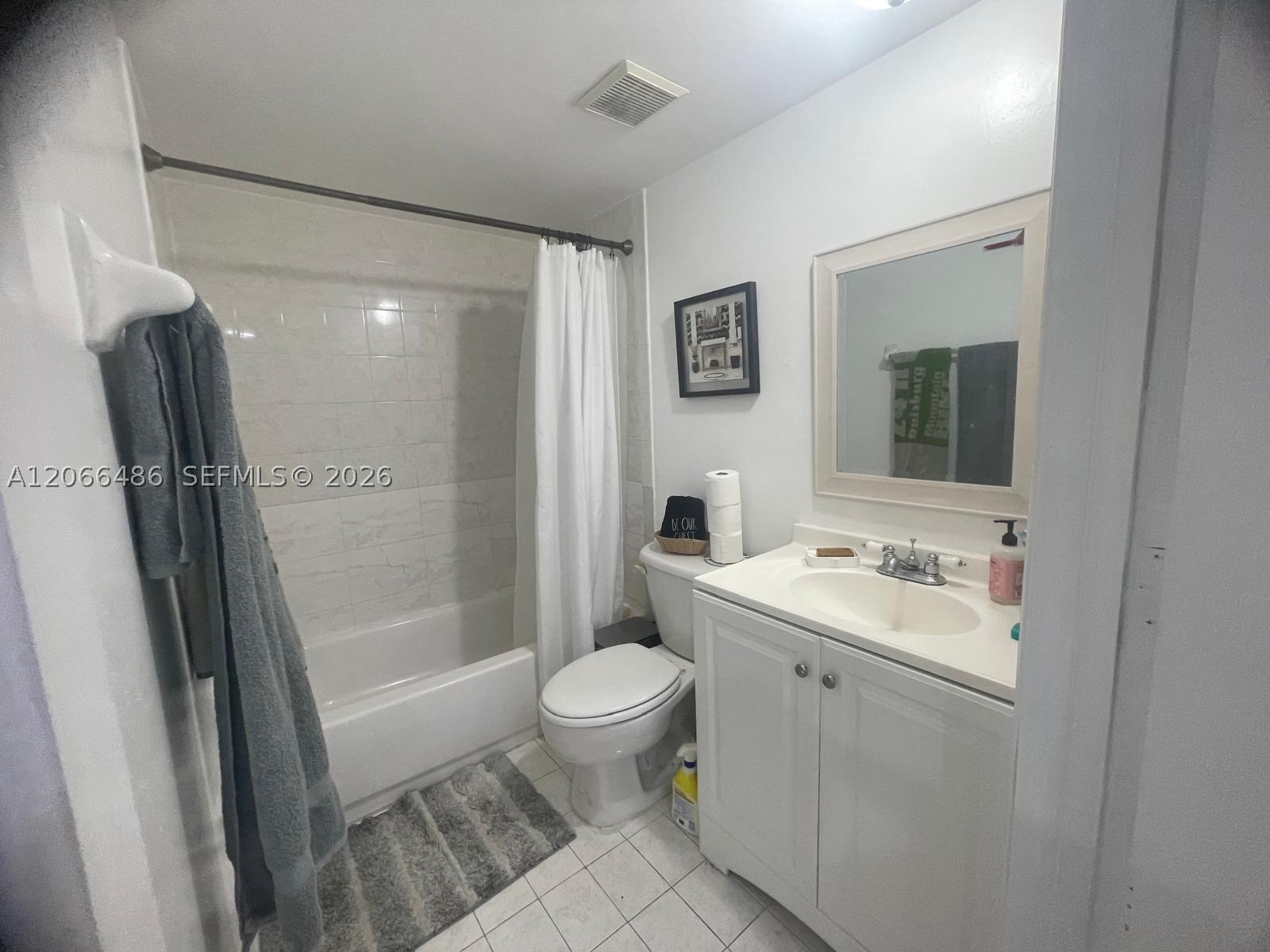 4689 NW 9th St #207, Miami FL 33126