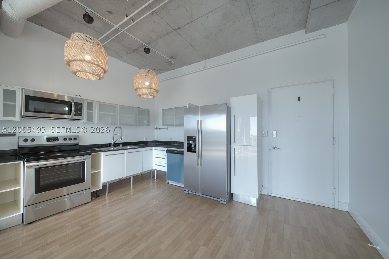 10 SW South River Dr #1406, Miami FL 33130