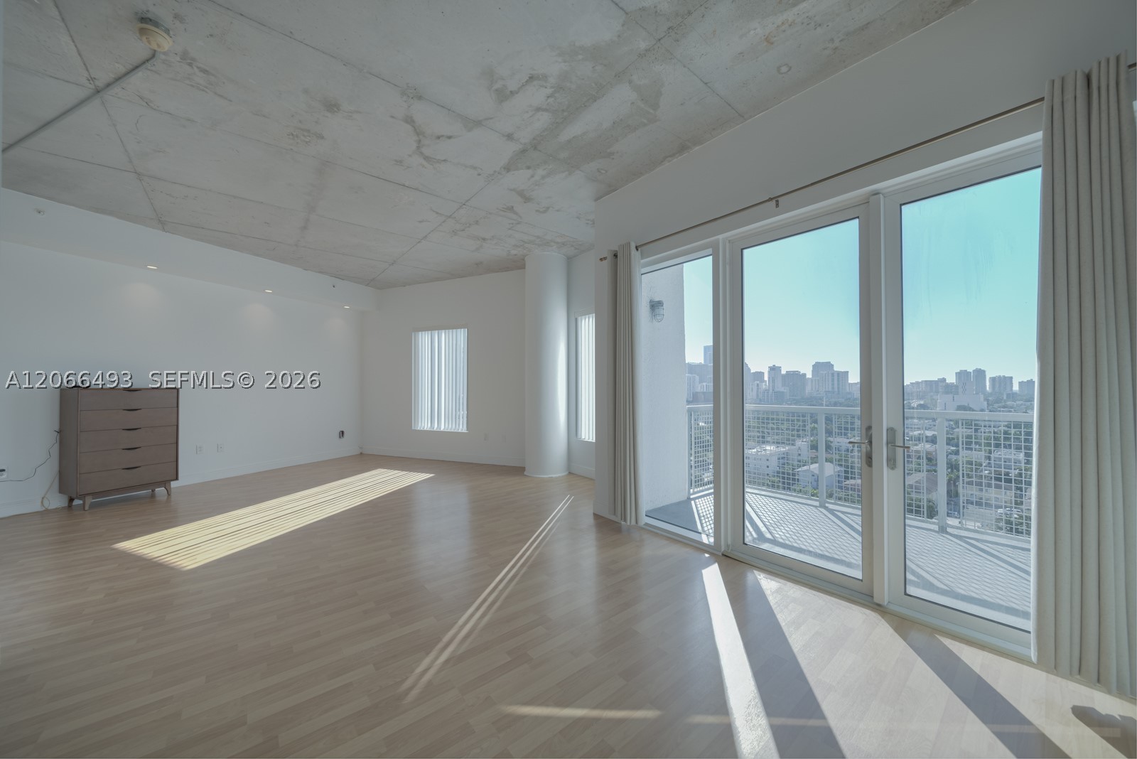 10 SW South River Dr #1406, Miami FL 33130