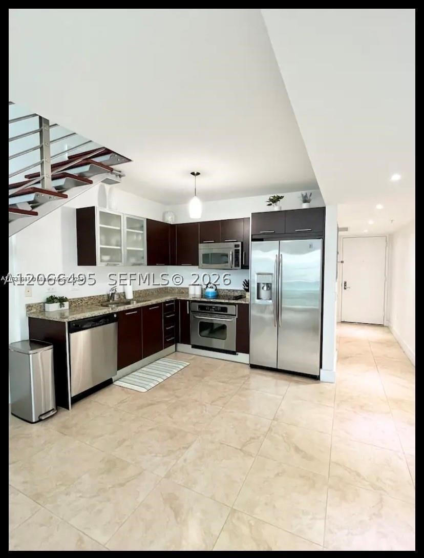 41 SE 5th St #414, Miami FL 33131