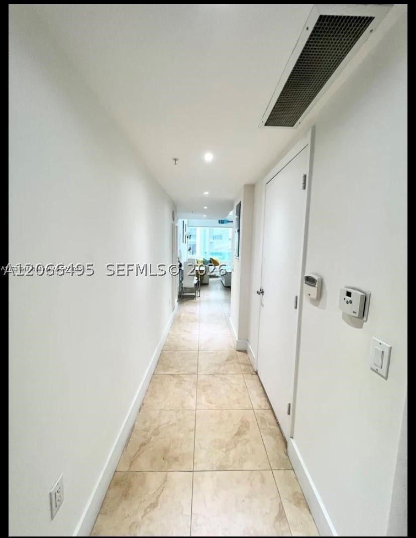 41 SE 5th St #414, Miami FL 33131