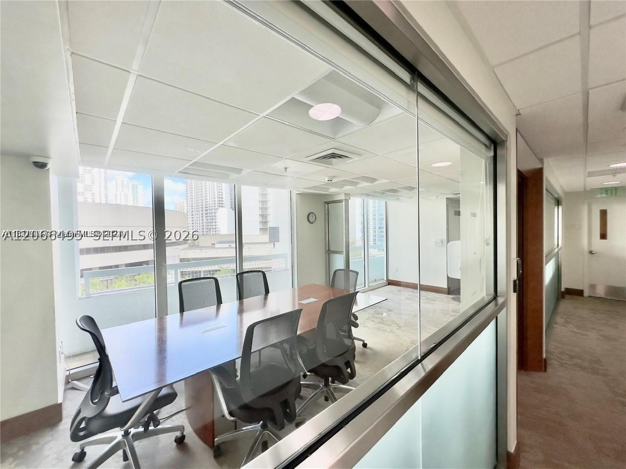 41 SE 5th St #414, Miami FL 33131