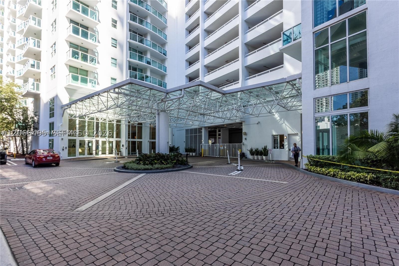 41 SE 5th St #414, Miami FL 33131