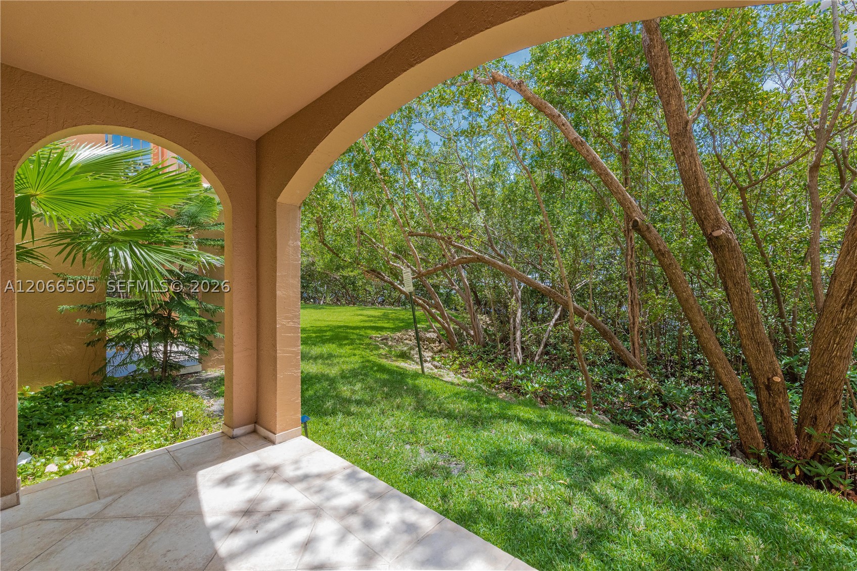 19601 E Country Club Dr #7104, Aventura FL 33180