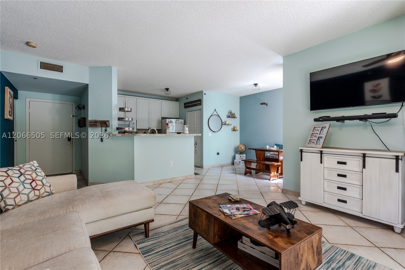 19601 E Country Club Dr #7104, Aventura FL 33180