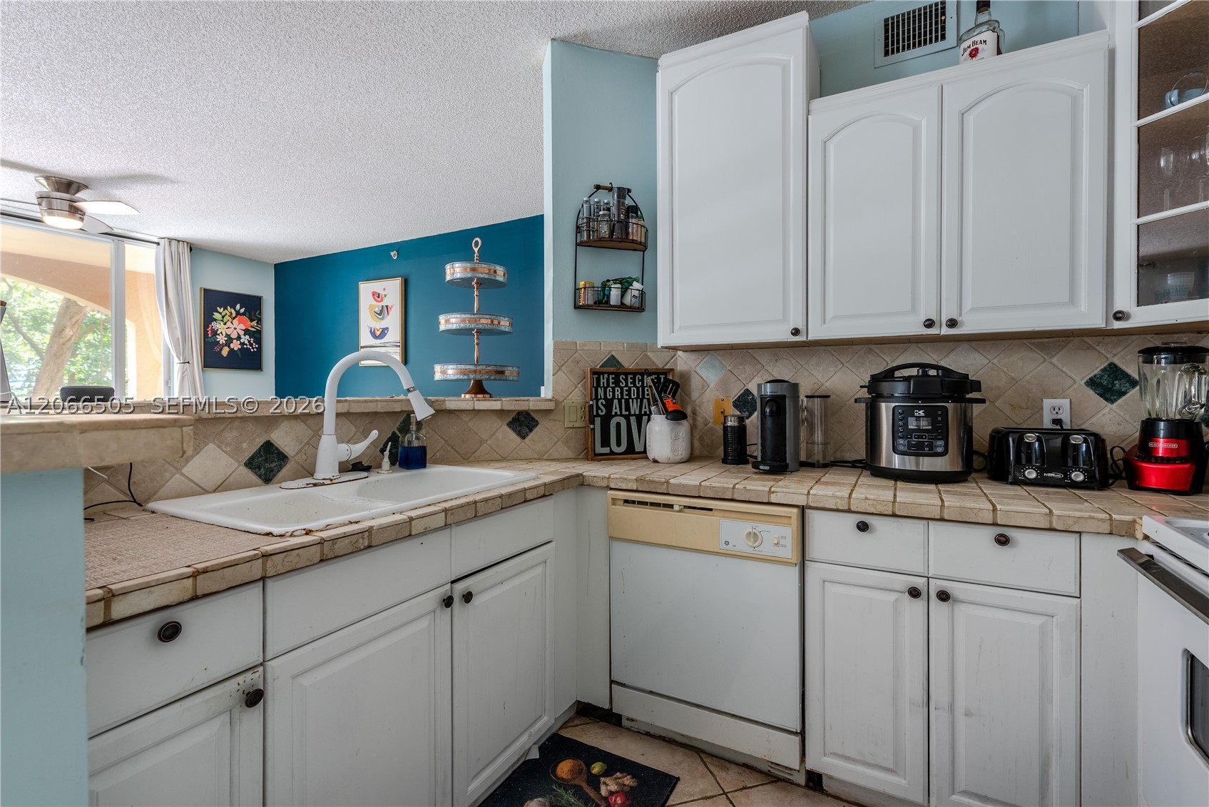 19601 E Country Club Dr #7104, Aventura FL 33180