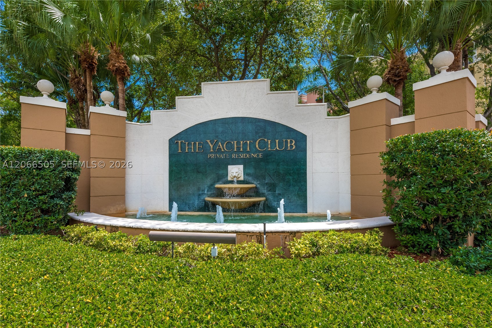 19601 E Country Club Dr #7104, Aventura FL 33180