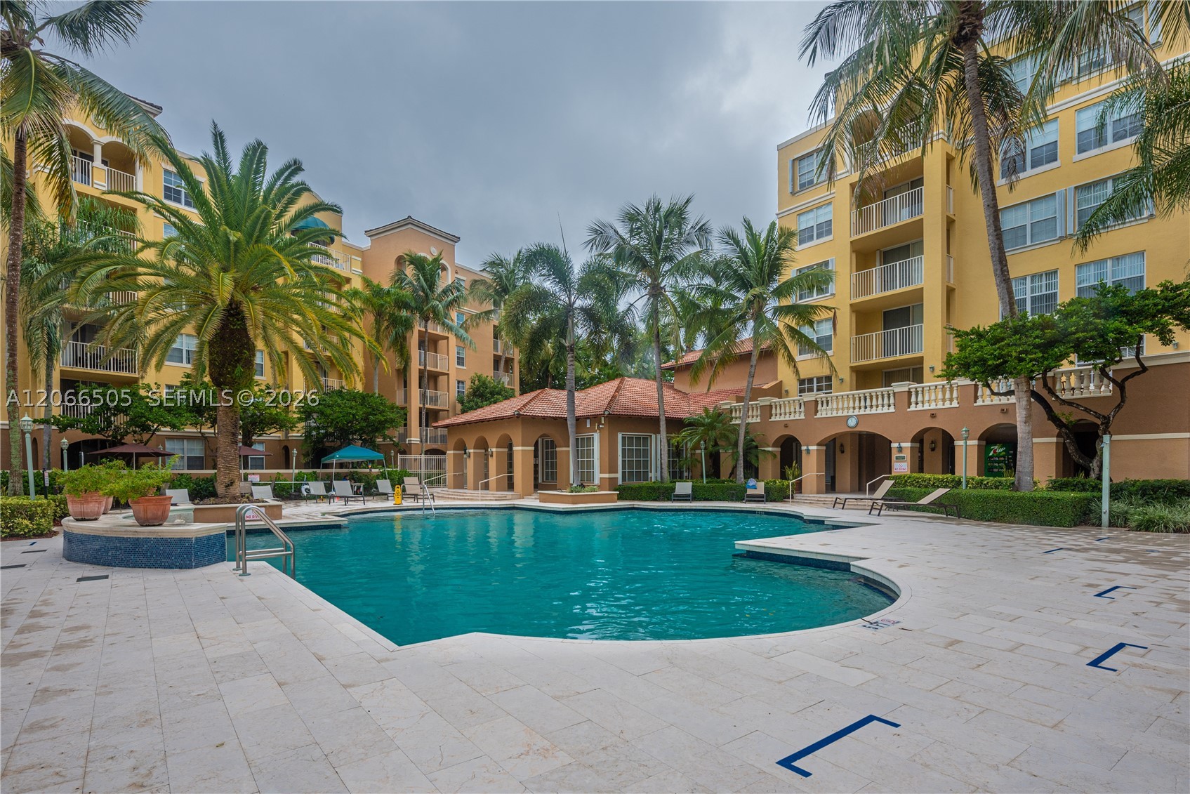 19601 E Country Club Dr #7104, Aventura FL 33180