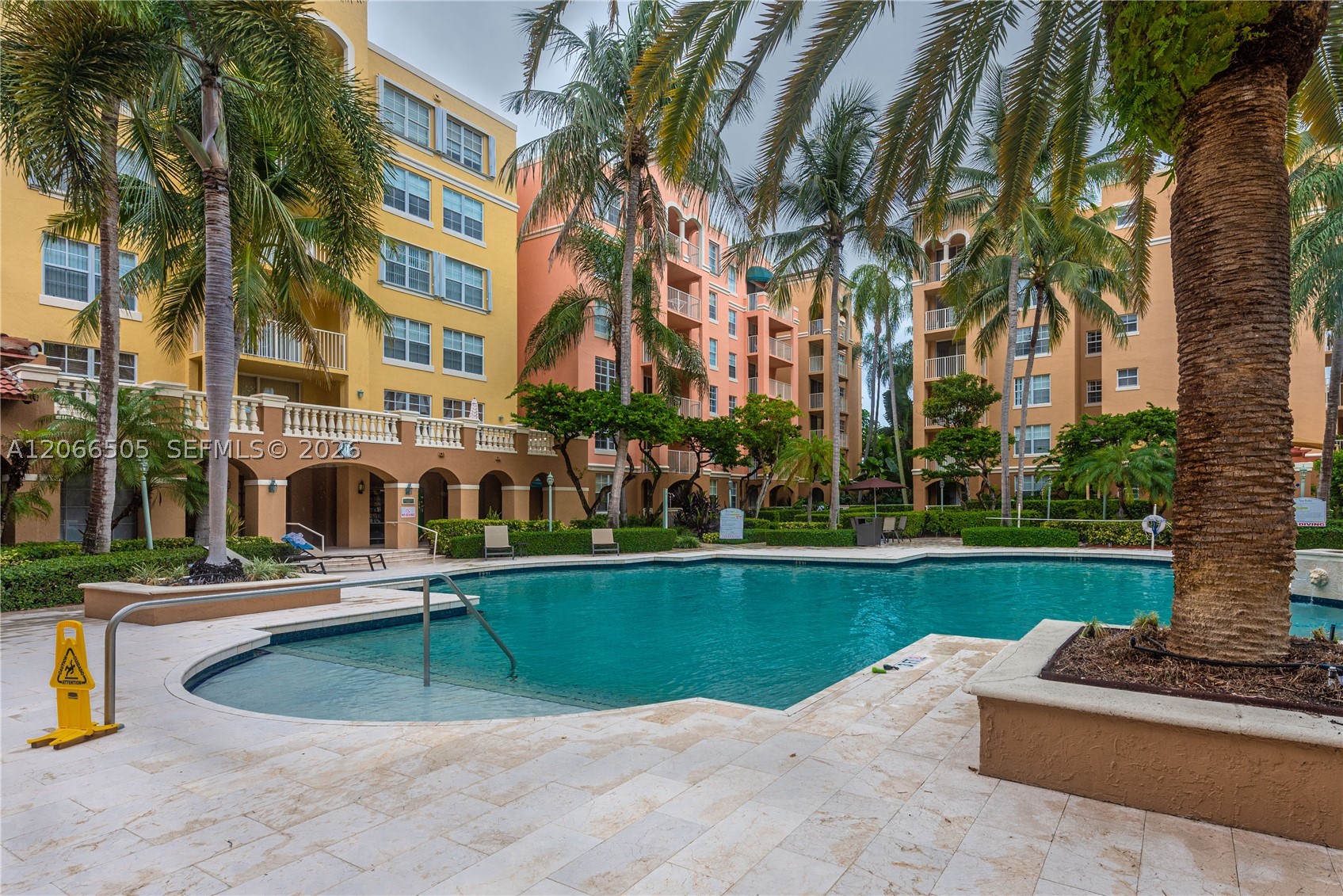 19601 E Country Club Dr #7104, Aventura FL 33180