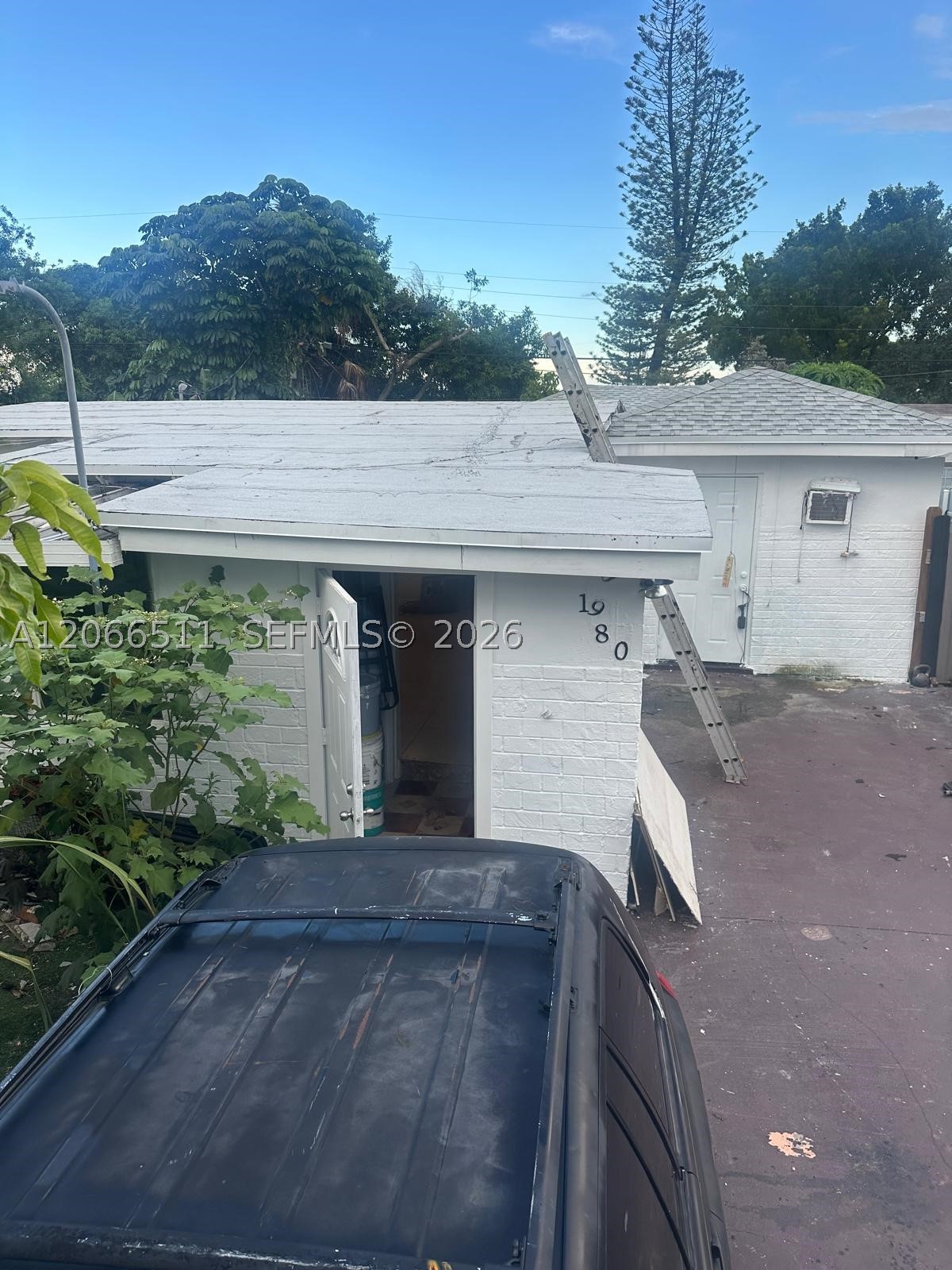 1980 Service Rd, Opa Locka FL 33054