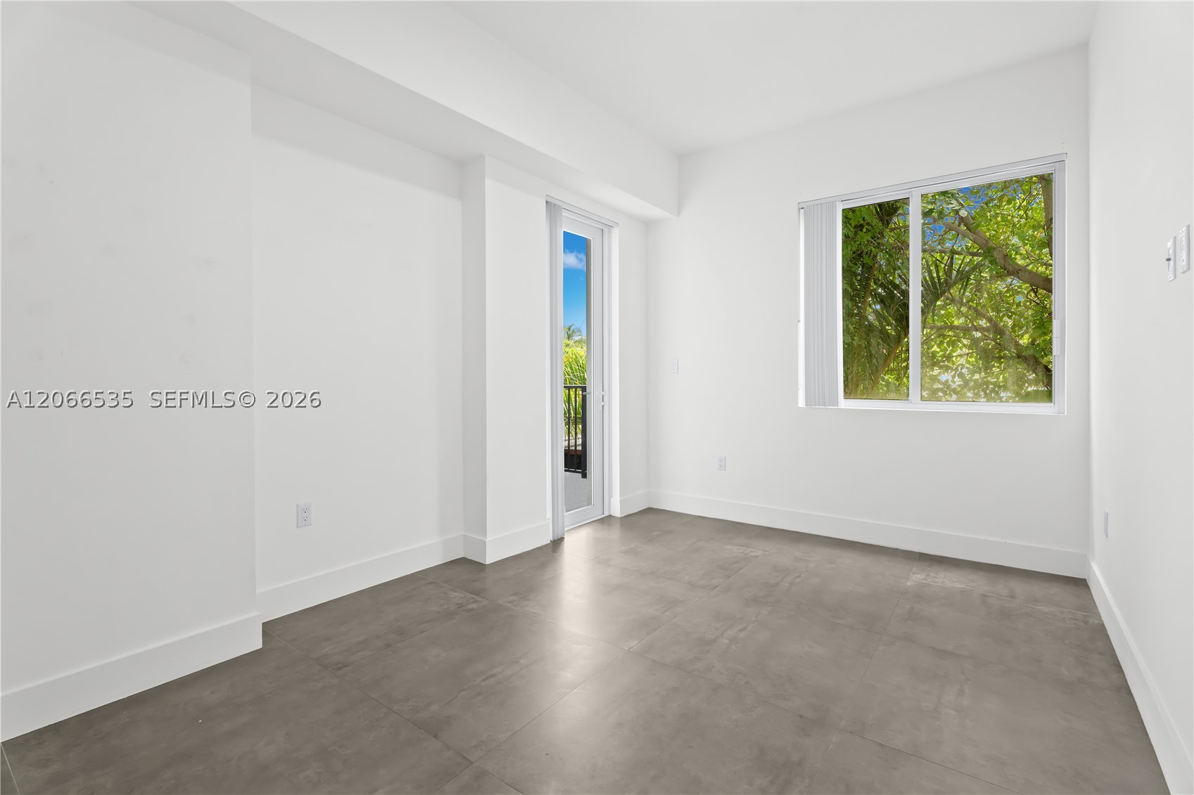 2010 SW 25th Ter #204, Miami FL 33133