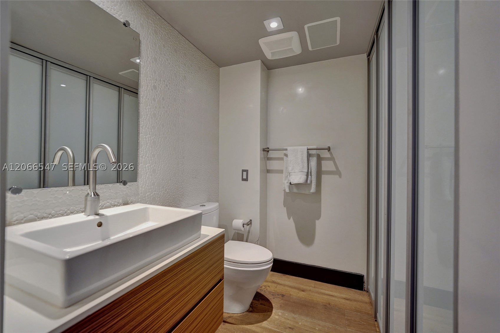 3610 Yacht Club Dr #1206, Aventura FL 33180