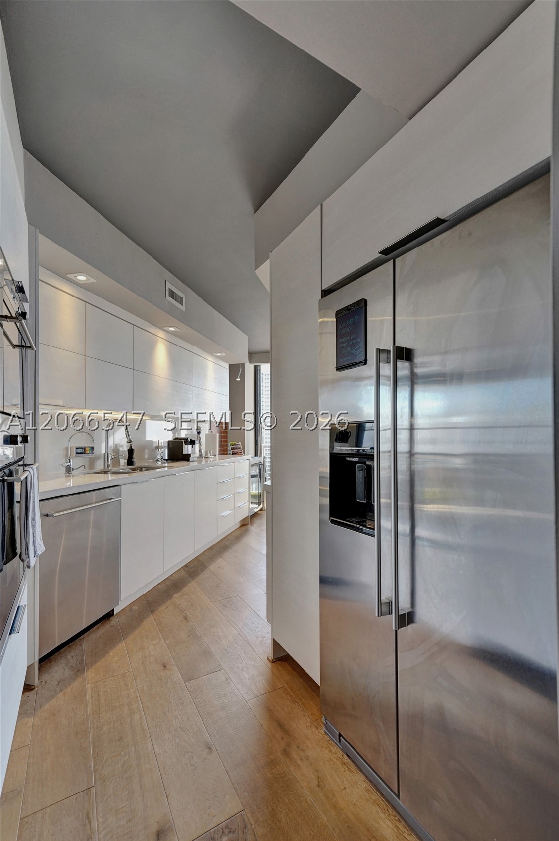 3610 Yacht Club Dr #1206, Aventura FL 33180