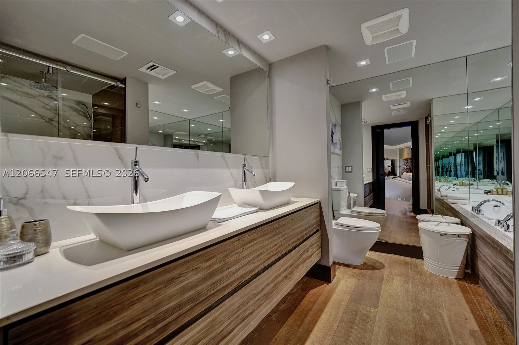 3610 Yacht Club Dr #1206, Aventura FL 33180