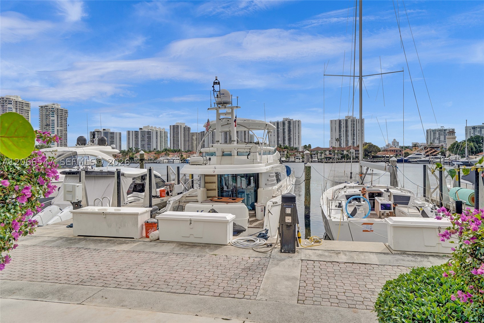 3610 Yacht Club Dr #1206, Aventura FL 33180