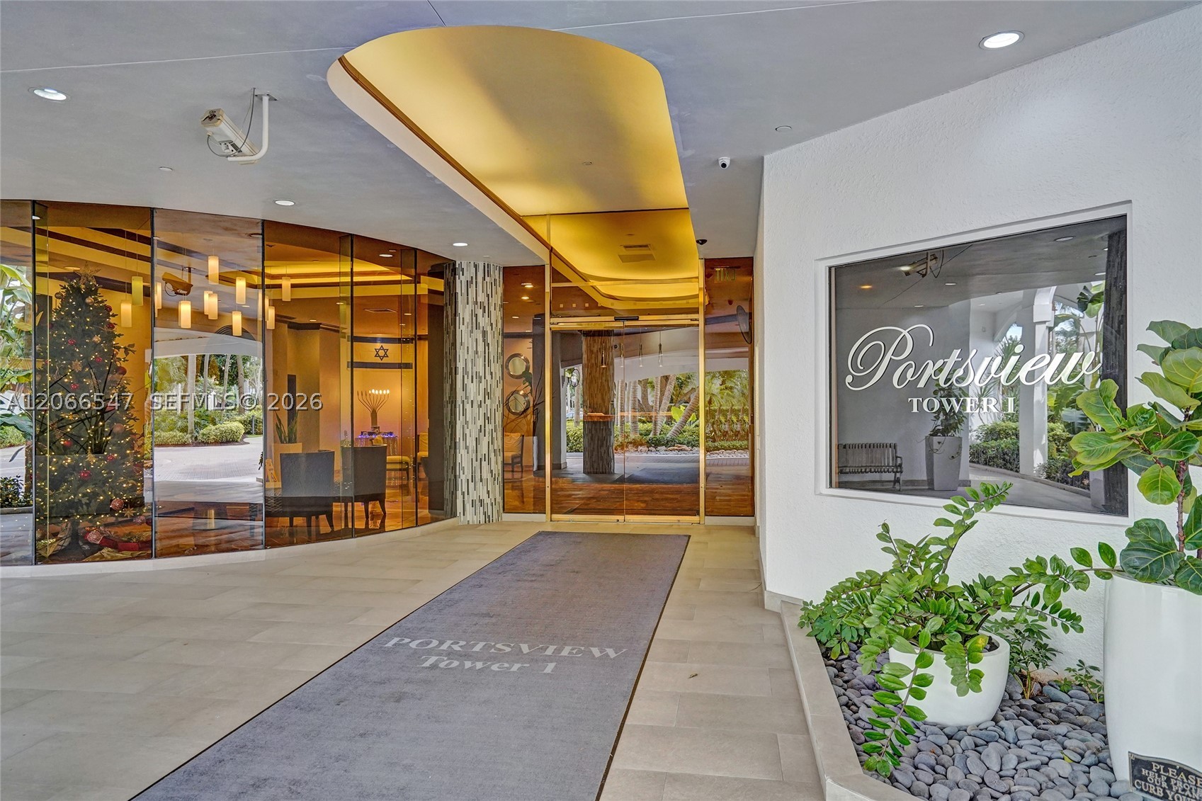3610 Yacht Club Dr #1206, Aventura FL 33180