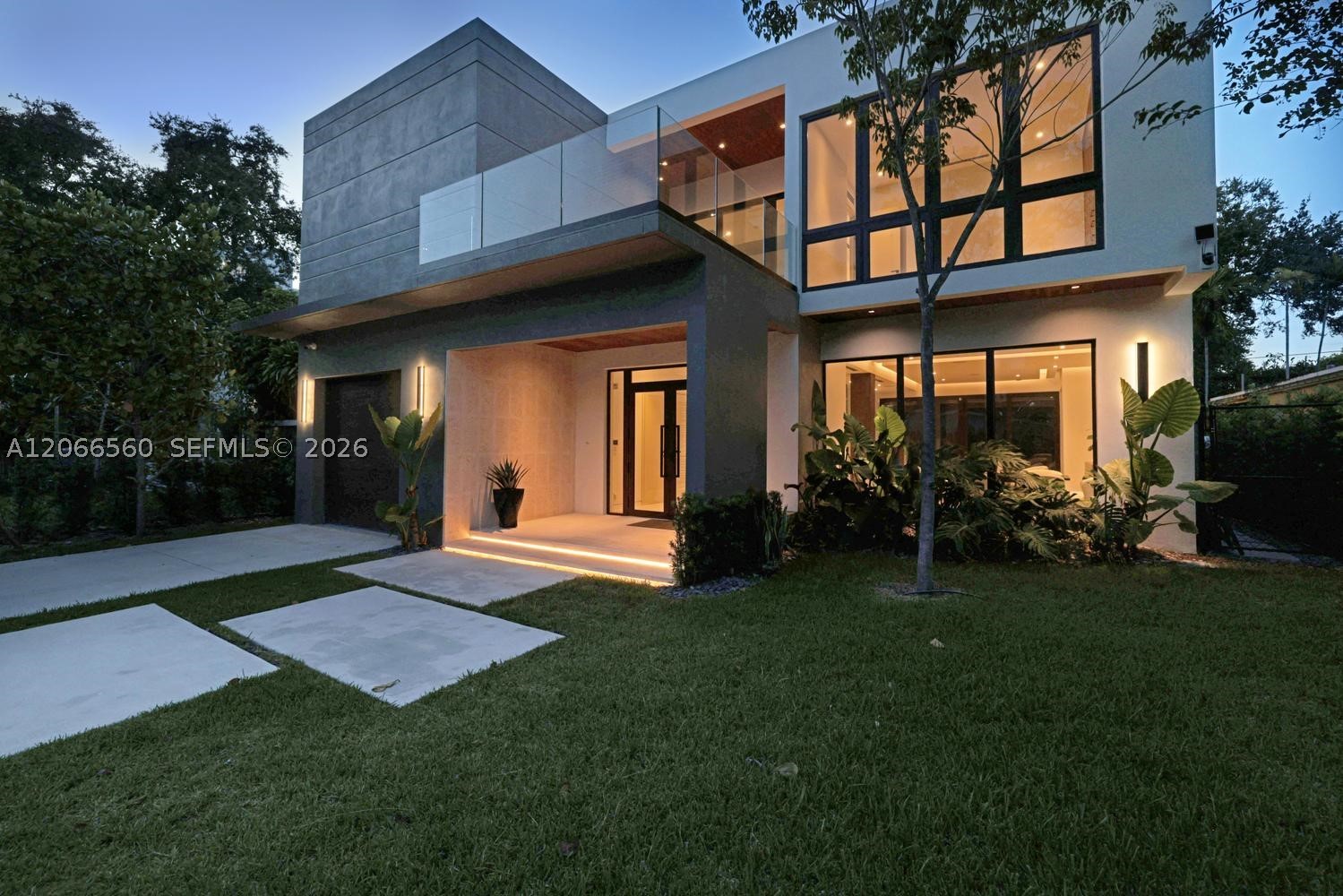 685 NE 81st St, Miami FL 33138