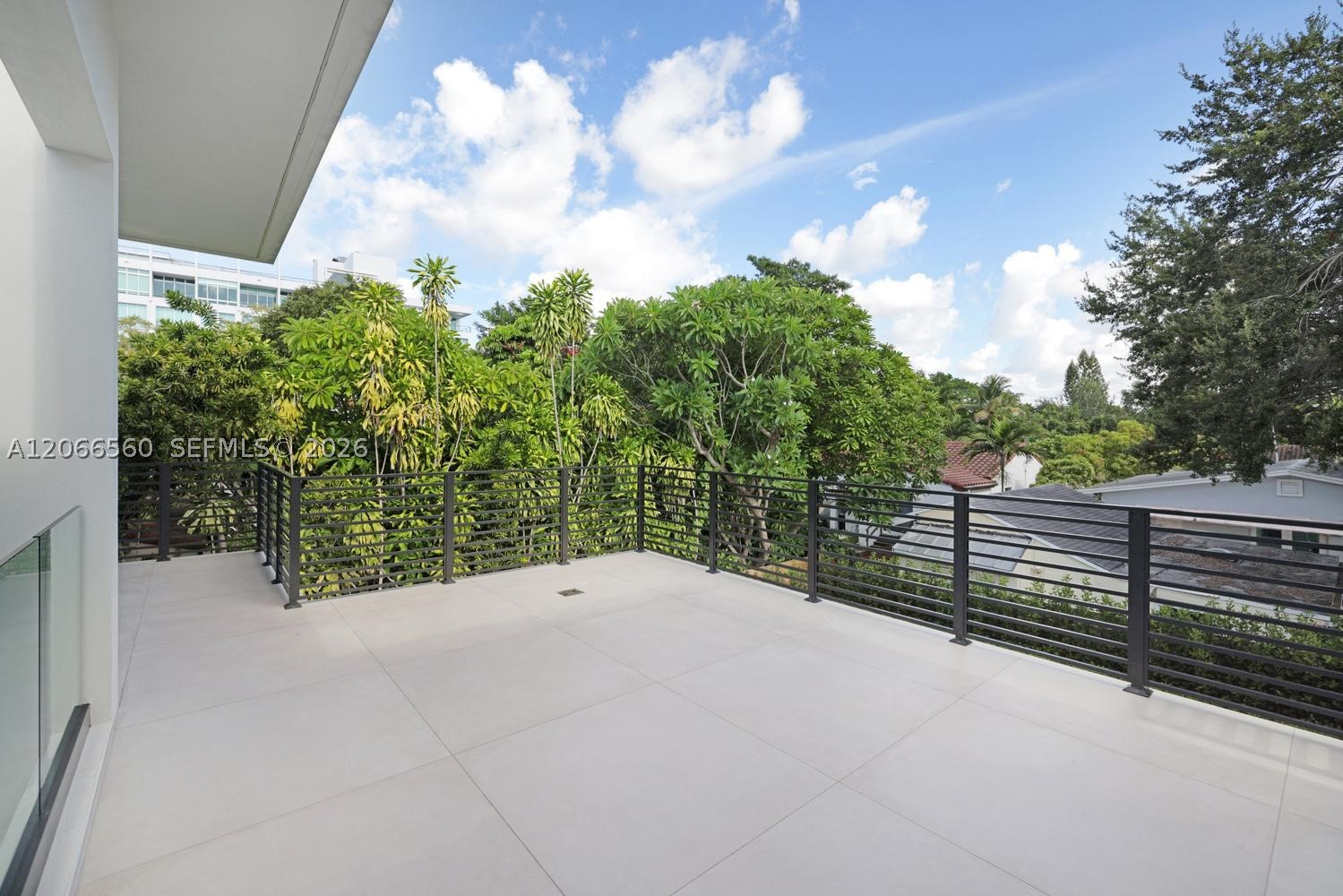 685 NE 81st St, Miami FL 33138