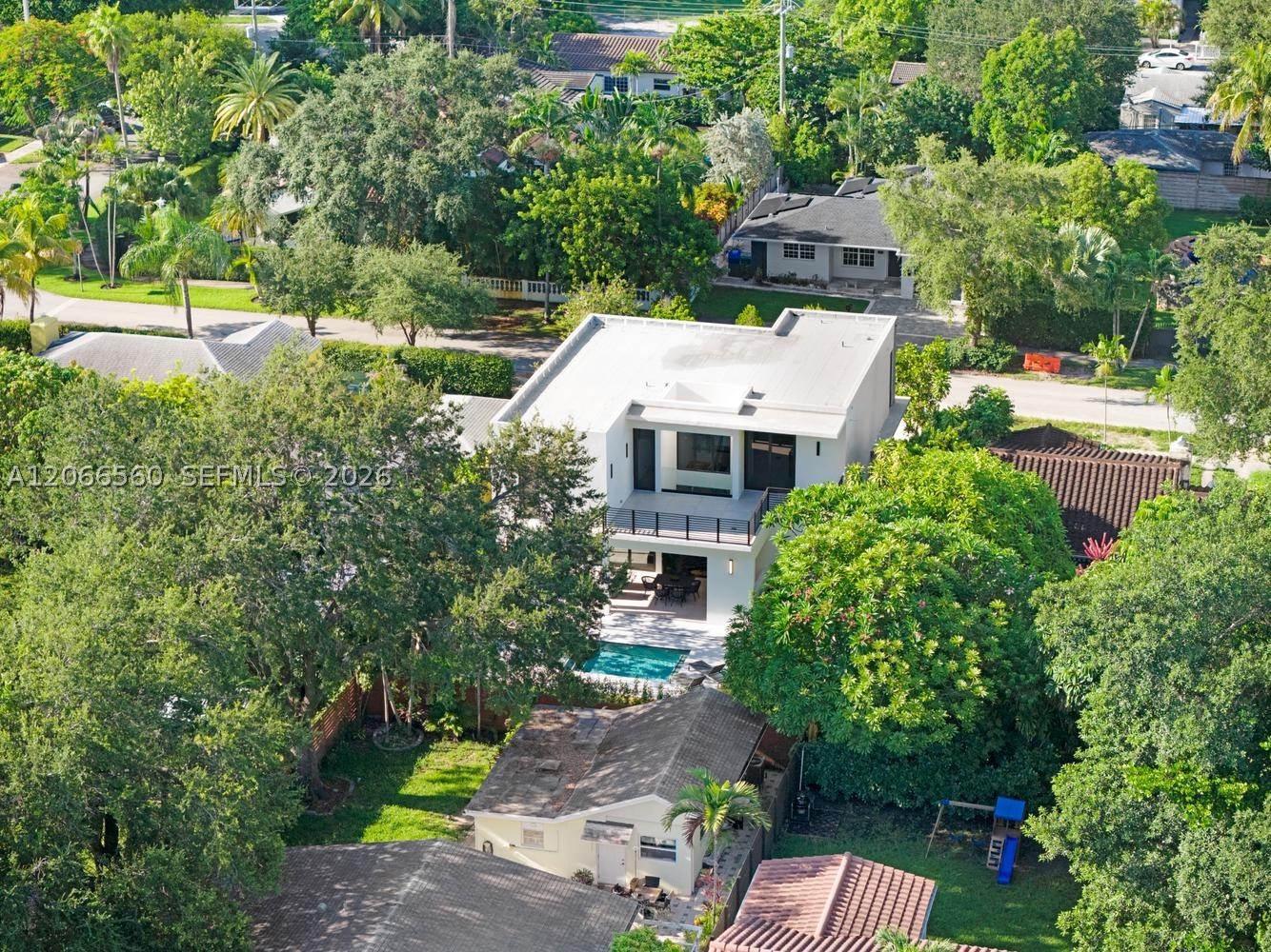 685 NE 81st St, Miami FL 33138