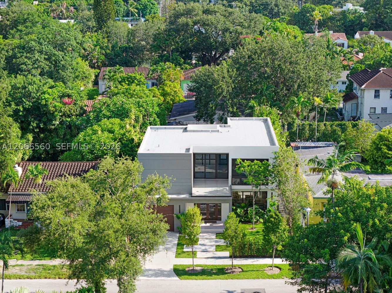 685 NE 81st St, Miami FL 33138