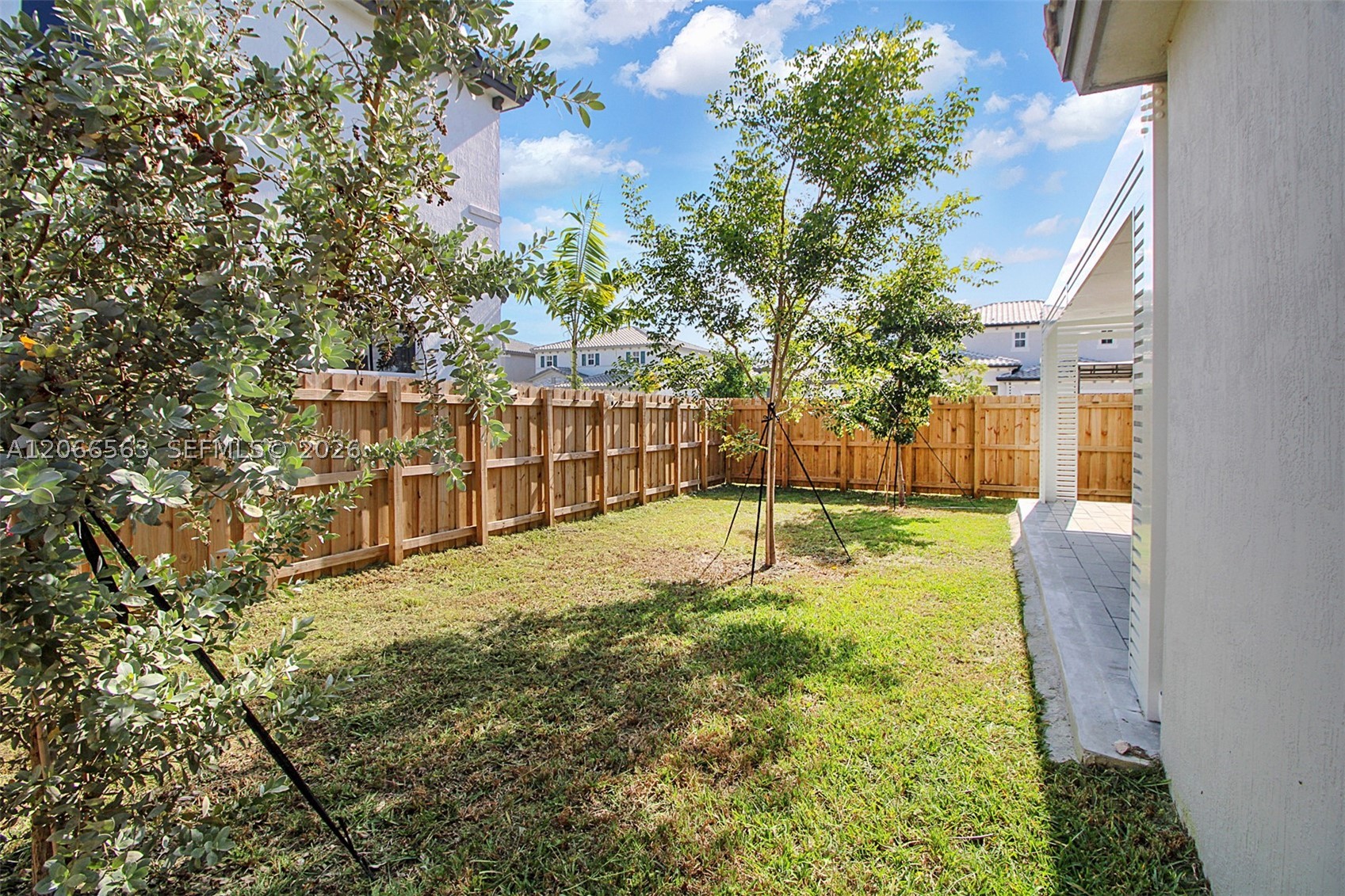879 SE 26th Ter, Homestead FL 33035