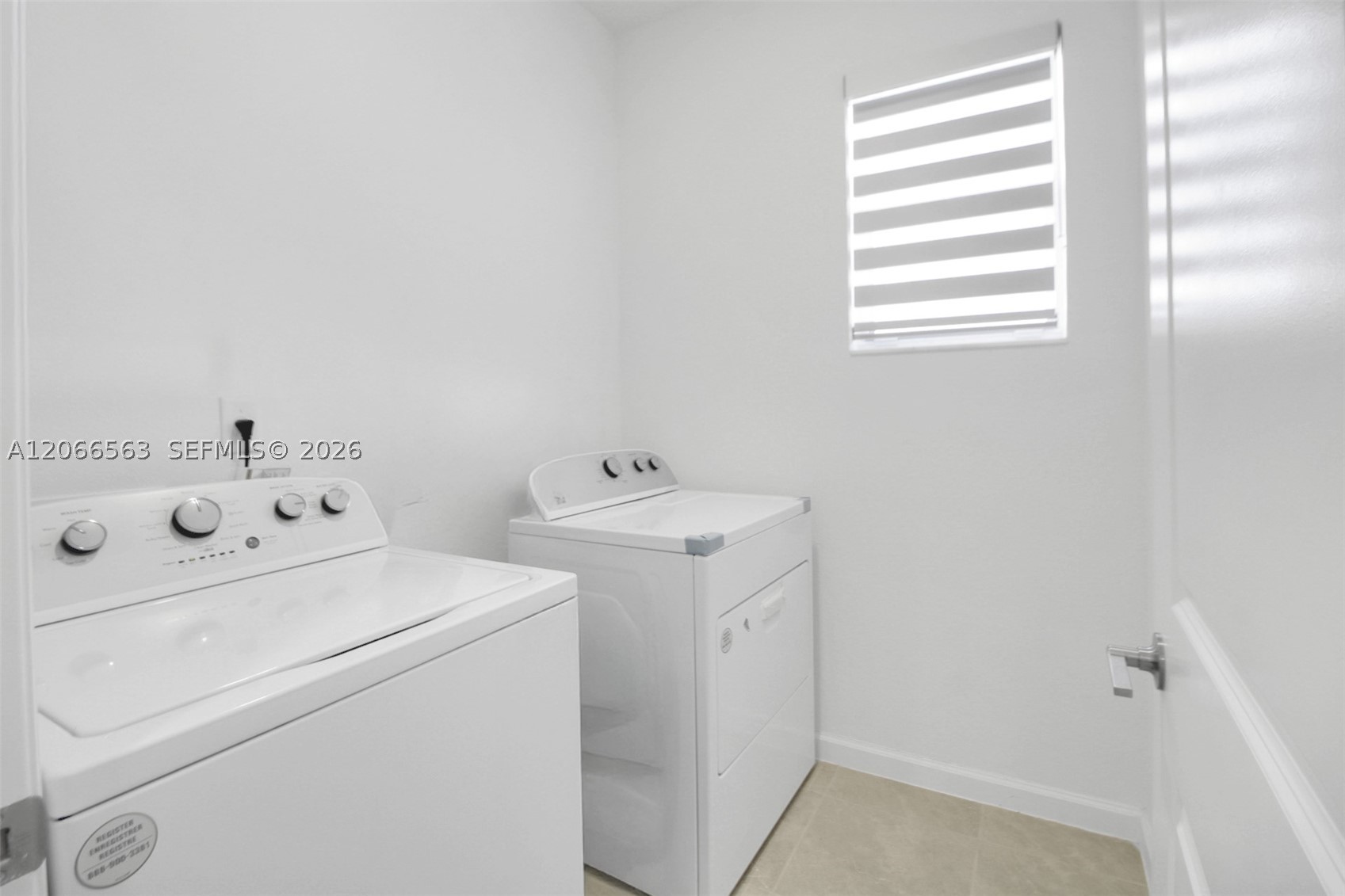 879 SE 26th Ter, Homestead FL 33035
