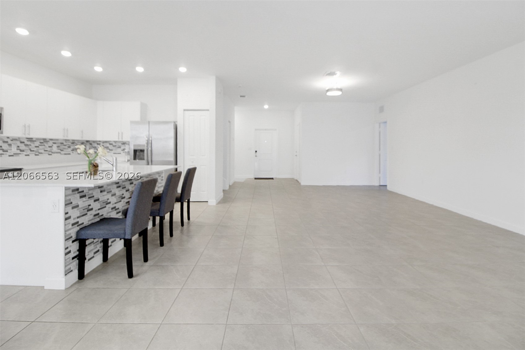879 SE 26th Ter, Homestead FL 33035