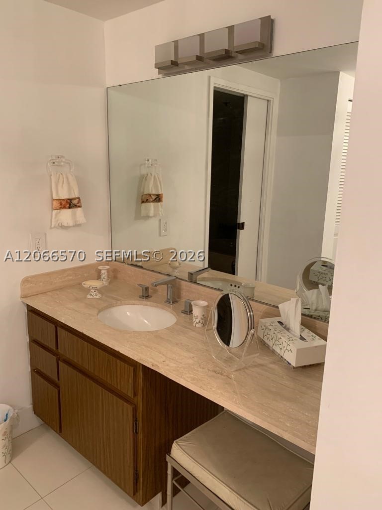 251 Crandon Blvd #929, Key Biscayne FL 33149