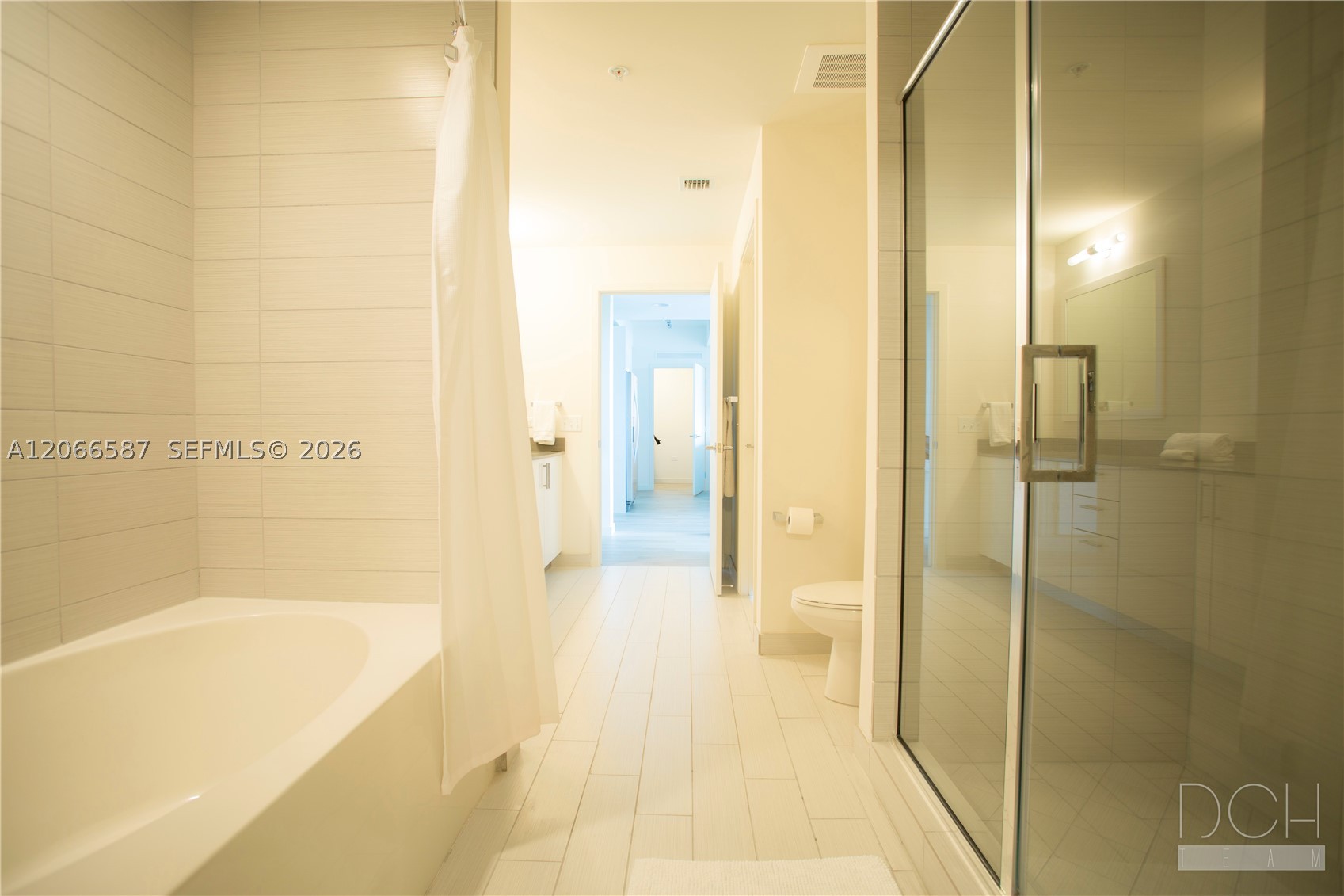 999 SW 1st Ave #2915, Miami FL 33130