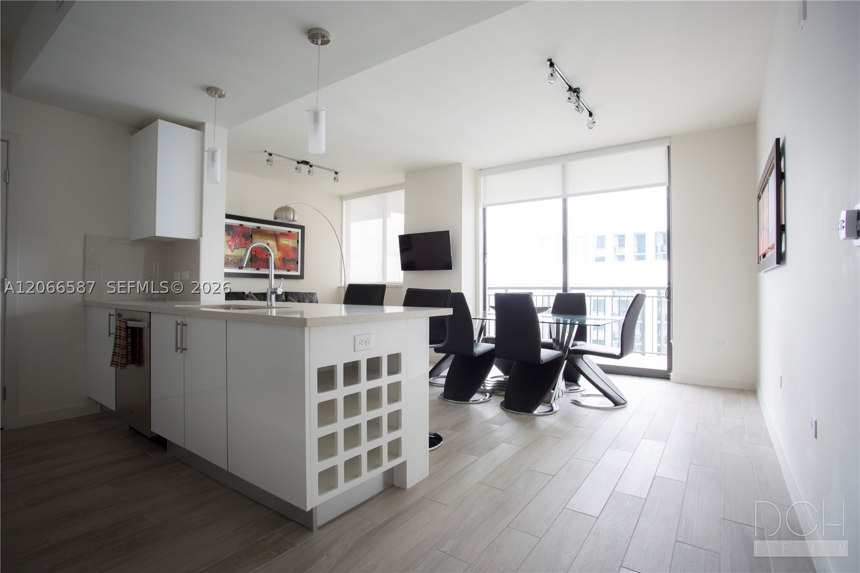 999 SW 1st Ave #2915, Miami FL 33130