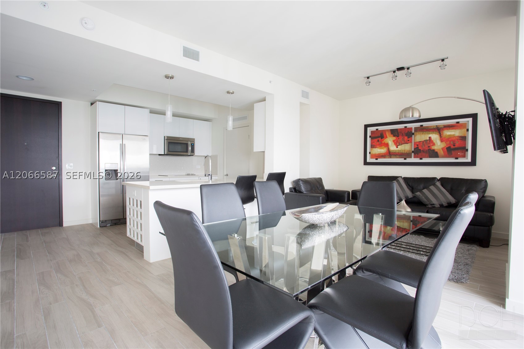 999 SW 1st Ave #2915, Miami FL 33130