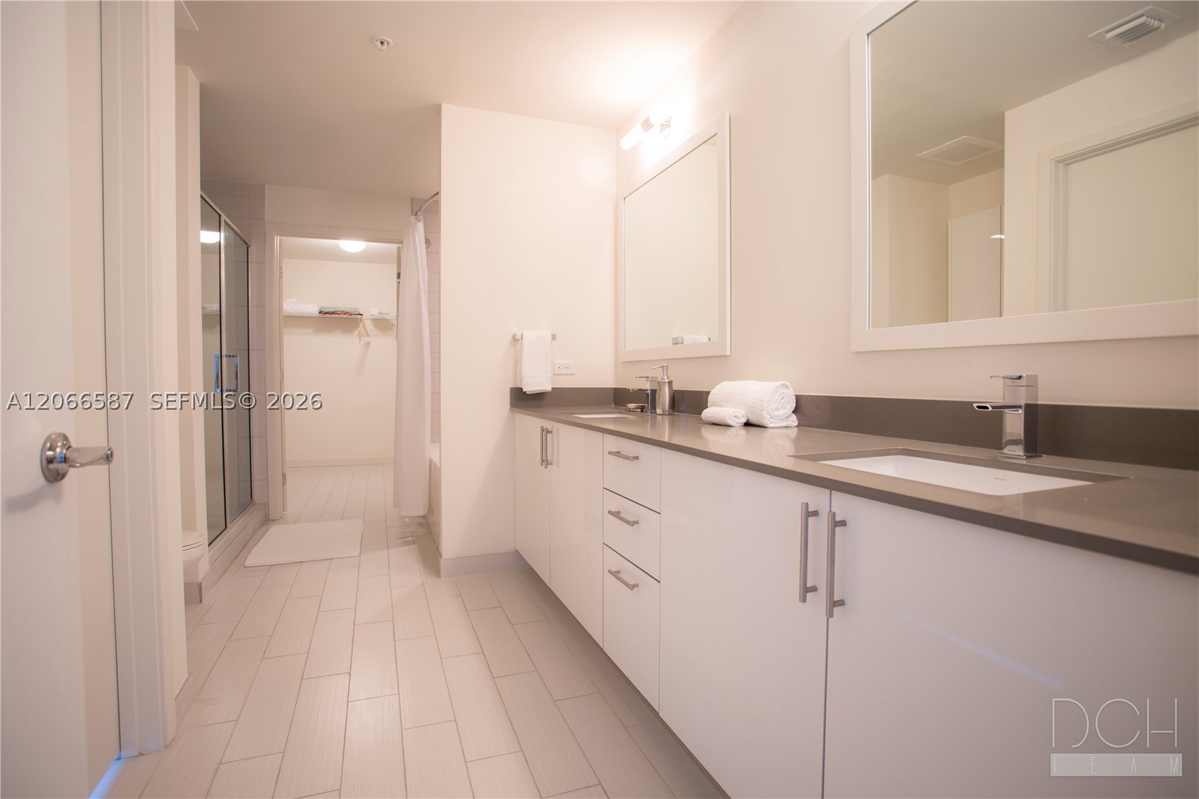 999 SW 1st Ave #2915, Miami FL 33130