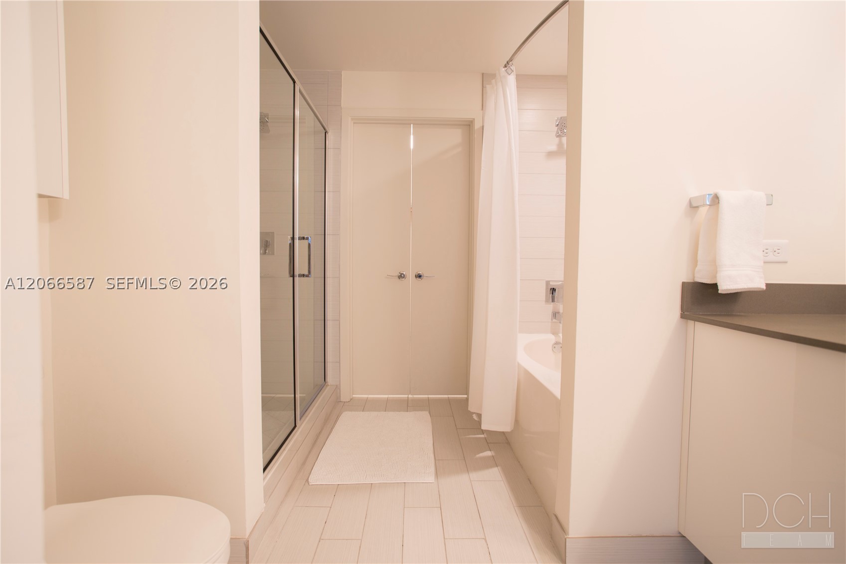 999 SW 1st Ave #2915, Miami FL 33130