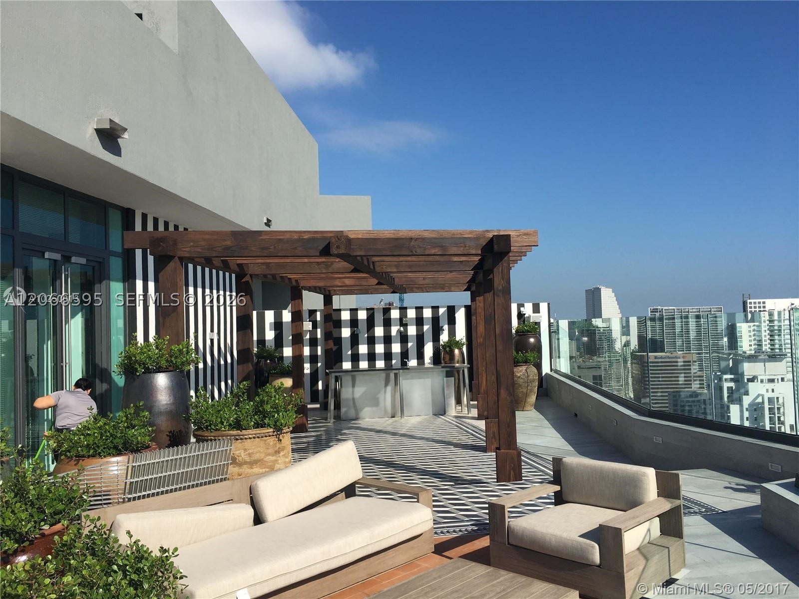1300 S MIAMI AV #4002, Miami FL 33130