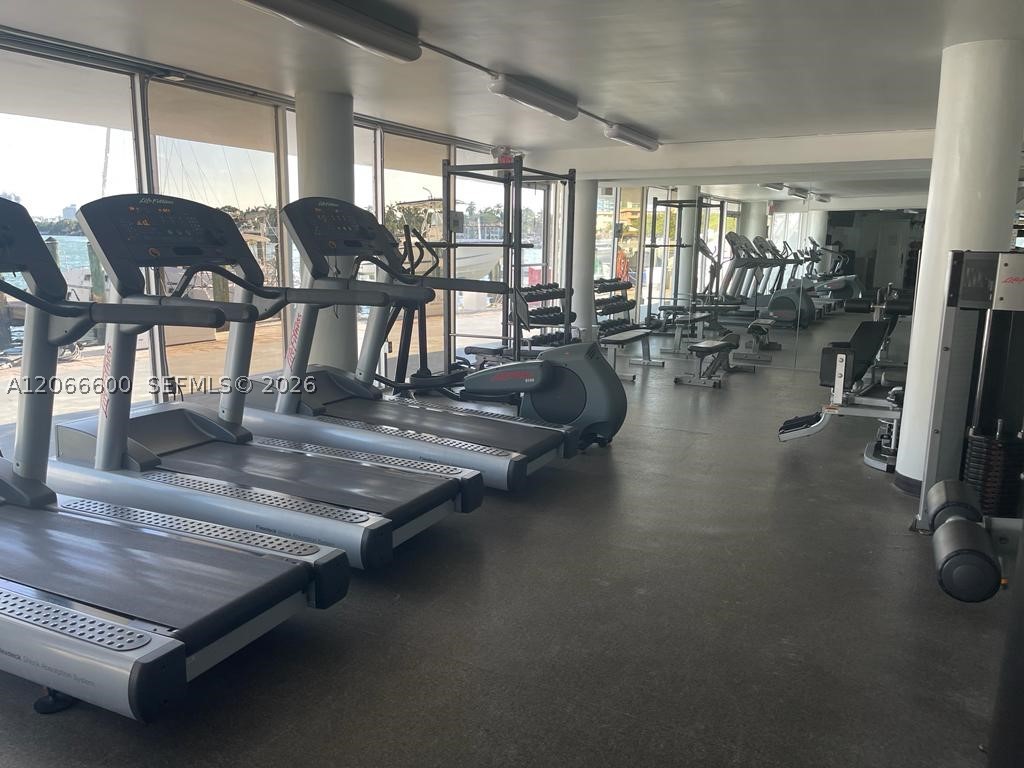900 Bay Dr #523, Miami Beach FL 33141