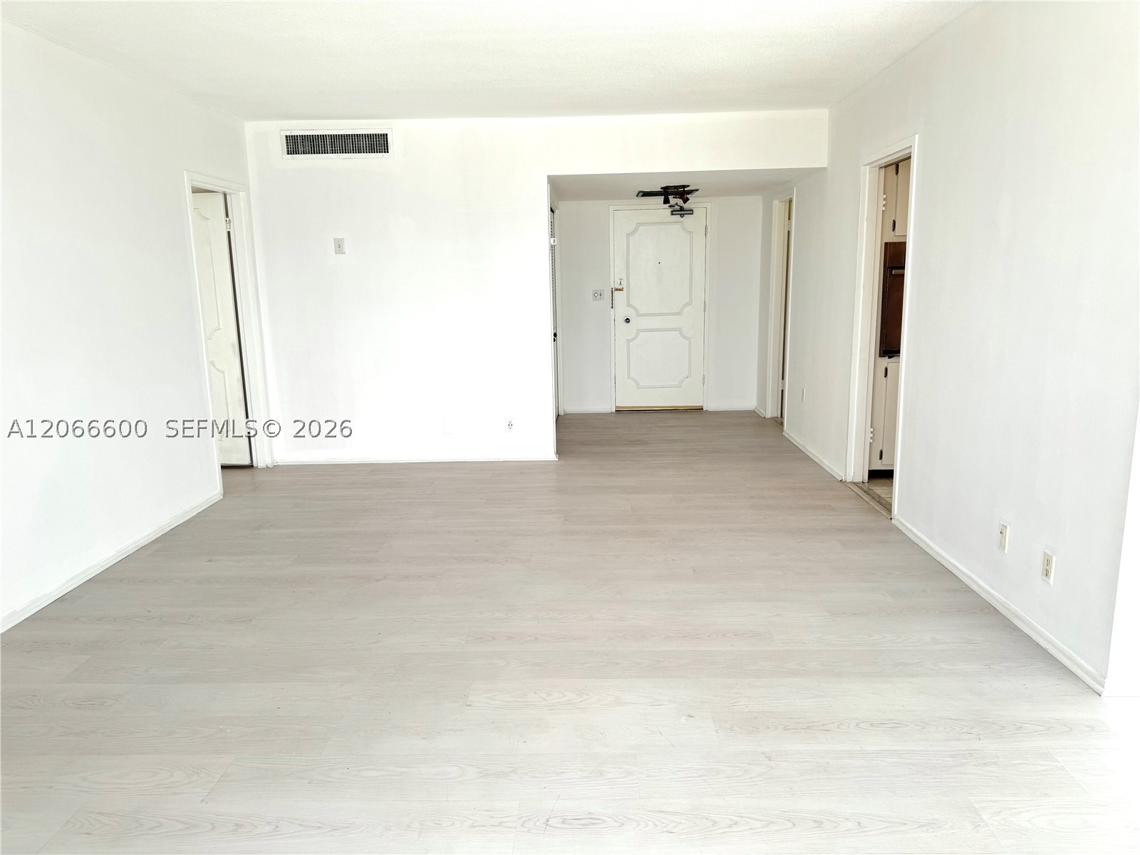 900 Bay Dr #523, Miami Beach FL 33141