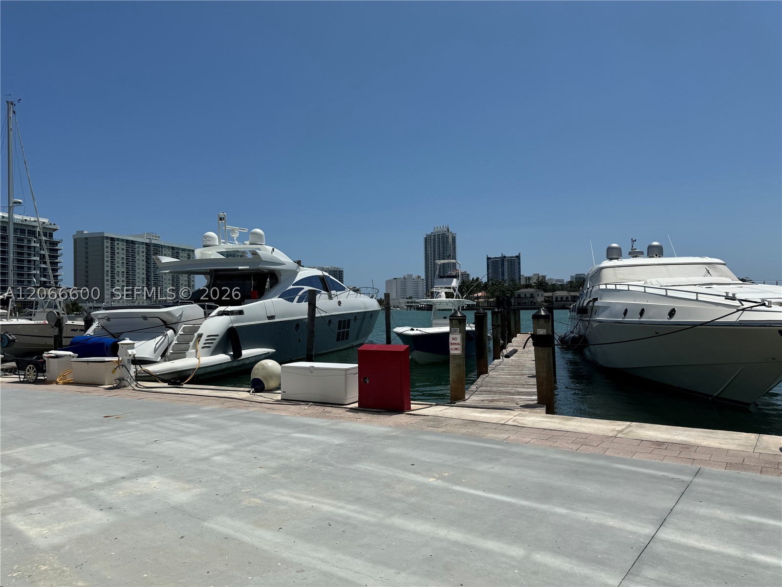 900 Bay Dr #523, Miami Beach FL 33141