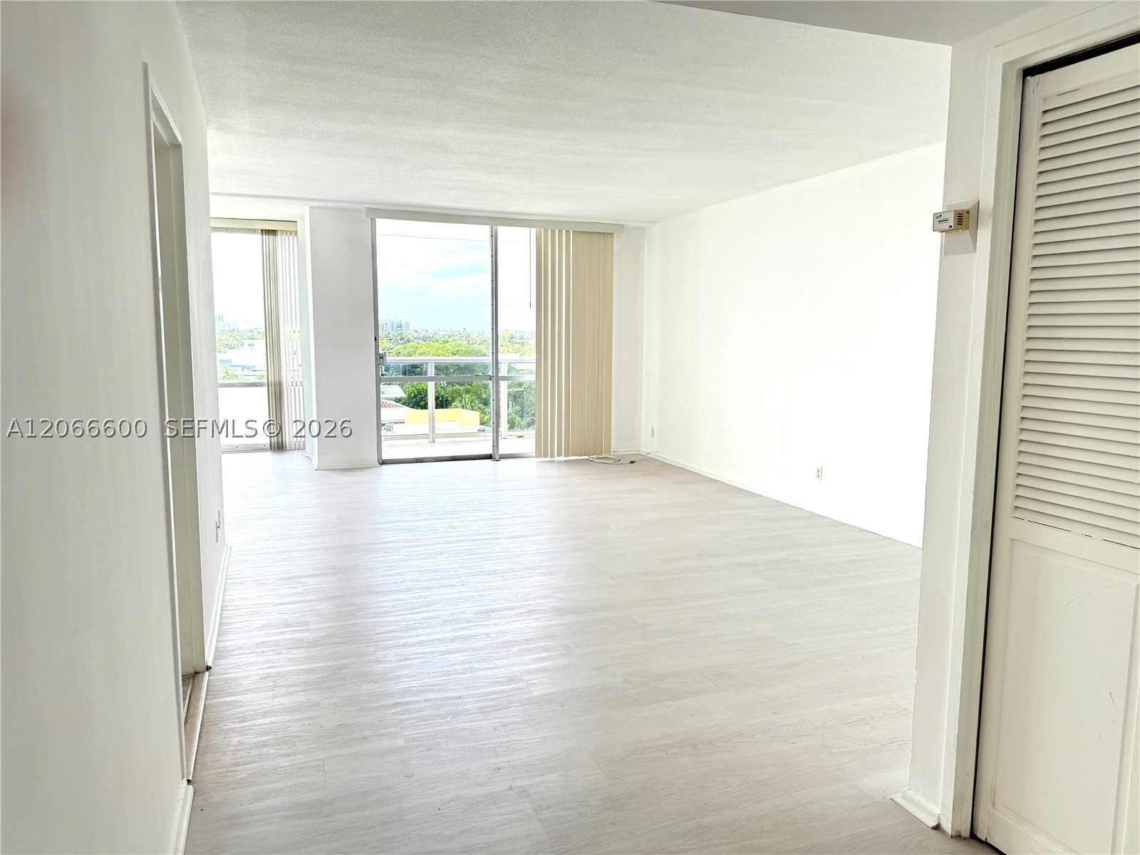 900 Bay Dr #523, Miami Beach FL 33141